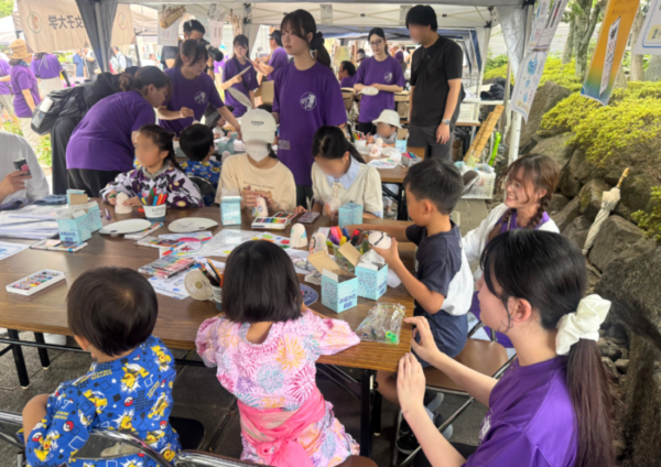 【地域交流センター】学生が地域イベント「文京朝顔・ほおずき市」に参加しました
